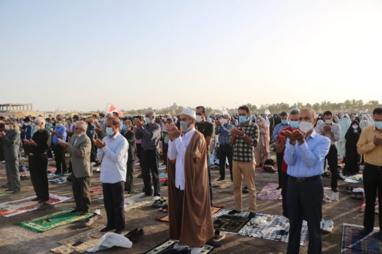 نماز عید سعید فطر در رفسنجان اقامه شد+ تصاویر