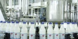 قیمت شیرخام ۶۴۰۰ تومان تصویب شد/ صادرات شیر خشک و دام زنده آزاد شد