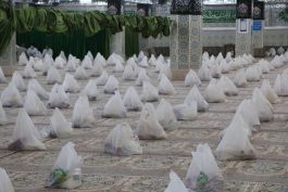 توزیع ۳۰۰ سبد کالا به همت کانون خادمیاران رضوی رفسنجان+ عکس