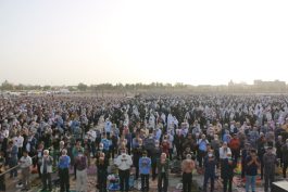اقامه نماز عید فطر در رفسنجان به روایت تصویر