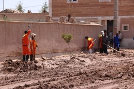 تداوم امدادرسانی به سیل زدگان شهرک فرهنگیان