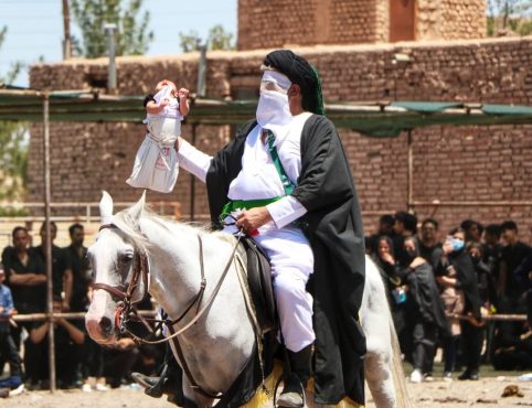 برگزاری تعزیه خوانی ظهر عاشورا در قاسم آباد رفسنجان