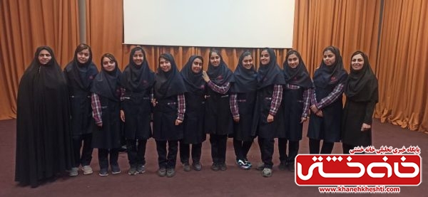 فرزانگان رفسنجانی رتبه های برتر تئاتر استان کرمان را از آن خود کردند