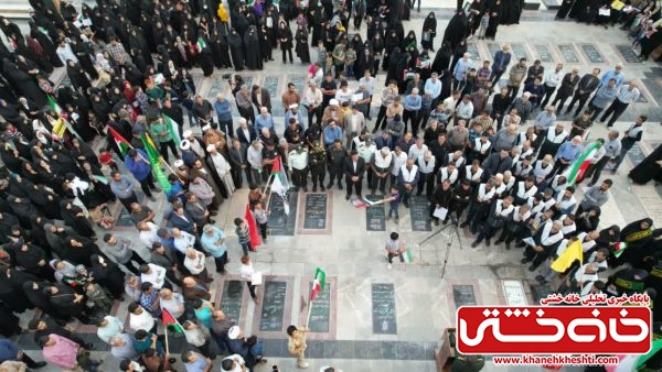 تجمع مردم رفسنجان در گلزار شهدای شهر رفسنجان