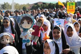 کودکها به میدان آمدند