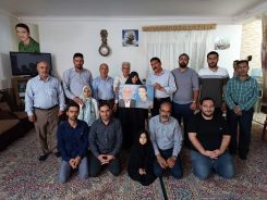 دیدار گروه خادمین شهدای رفسنجان با خانواده شهید «حبیب الله اکبری قوام آبادی»