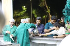 <span style='color:#a2a2a2;font-size:12px;'>گزارش تصویری؛</span><br/>فعالیت چایخانه امام حسین (ع) در پارک لاله در روز سیزده بدر