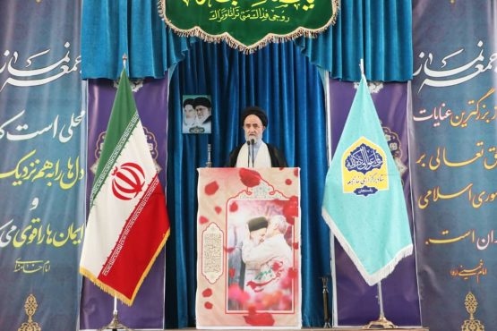 <span style='color:#a2a2a2;font-size:12px;'>امام جمعه موقت رفسنجان:</span><br/>آیت الله رئیسی و همراهانشان به ما جهاد تبیین را یاد دادند