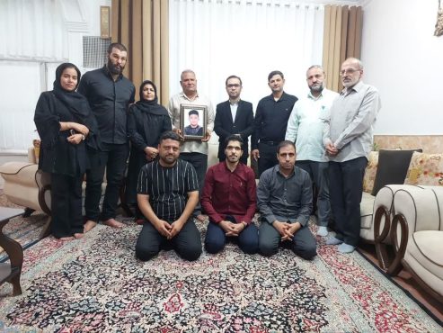 دیدار گروه خادمین شهدای رفسنجان با خانواده ایثارگر کیان محمدی به مناسبت روز اهدای عضو