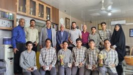 تقدیر از دانش‌آموزان طلایی دبیرستان شاهد رفسنجان در مسابقات استانی