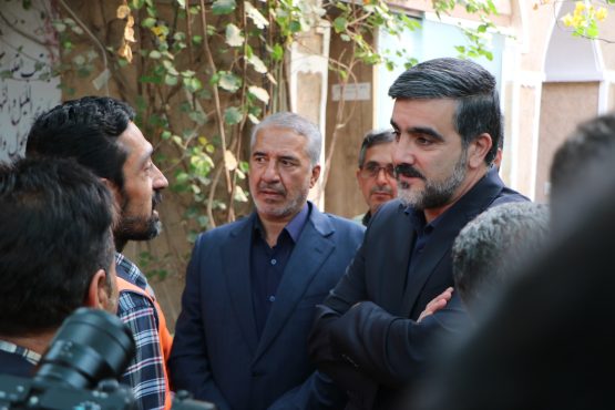 <span style='color:#a2a2a2;font-size:12px;'>ببینید؛</span><br/>حضور معاون وزیر راه و شهرسازی در شهرستانهای رفسنجان و انار