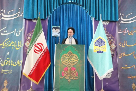 <span style='color:#a2a2a2;font-size:12px;'>خطیب جمعه رفسنجان: </span><br/>مهم‌ترین مقابله با جنگ روانی دشمن، عملکرد انقلابی مسئولان است
