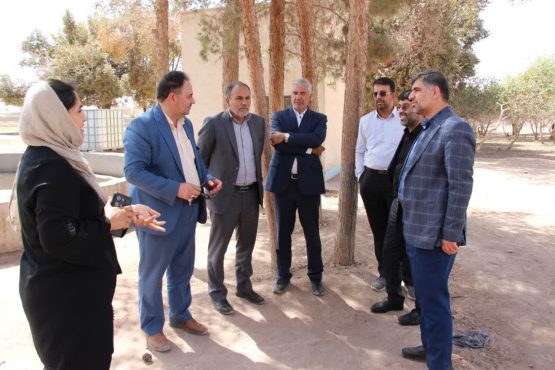 بازدید رئیس دادگستری و دادستان رفسنجان از تصفیهخانه فاضلاب شهرک هزار واحدی این شهرستان