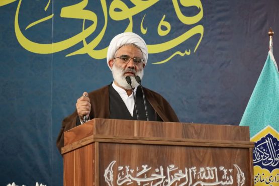 <span style='color:#a2a2a2;font-size:12px;'>امام جمعه رفسنجان؛</span><br/>تقوای الهی، کلید رضایت خدا و رمز نجات جامعه است / مسئولان قدر ظرفیت‌های اشتغال شهرستان را بدانند