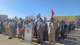 <span style='color:#a2a2a2;font-size:12px;'>صحنه‌ای از اتحاد مقدس؛</span><br/>نمایش اقتدار بسیجیان در رفسنجان