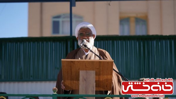 <span style='color:#a2a2a2;font-size:12px;'>امام جمعه رفسنجان در همایش اقتدار بسیجیان:</span><br/>بسیج «شجره طیبه» و تکیه‌گاه انقلاب است