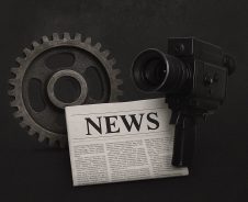 وقتی خبر، چرخ صنعت را می‌چرخاند