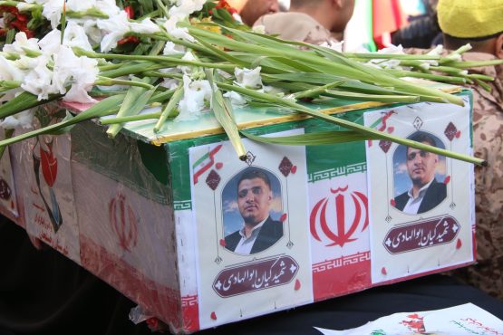 <span style='color:#a2a2a2;font-size:12px;'>گزارش ویدئویی از تشییع پیکر شهید مدافع امنیت بسیجی کیان ابوالهادی؛</span><br/>وداع رفسنجان با فرزند شهیدش