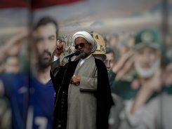 رهبری حکیمانه و مردم میدان‌دار، ضامن اقتدار ۴۷ ساله انقلاب اسلامی