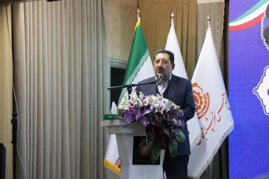 <span style='color:#a2a2a2;font-size:12px;'>وزیر صمت:</span><br/>با تکمیل زنجیره فرآوری مس، ارزش افزوده کرمان جهش می‌کند