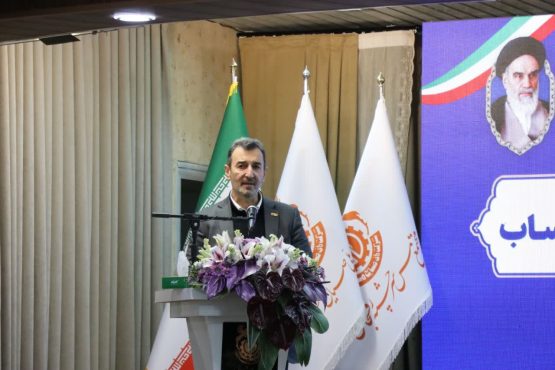 <span style='color:#a2a2a2;font-size:12px;'>معاون وزیر صمت:</span><br/>توسعه صنعت مس و معدن کرمان در اولویت برنامه‌های وزارت صمت است