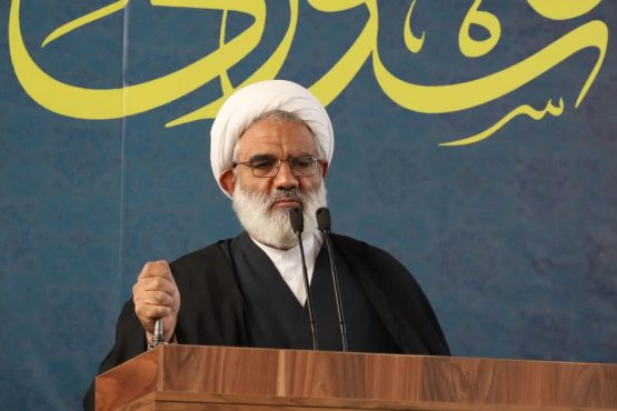 <span style='color:#a2a2a2;font-size:12px;'>امام جمعه رفسنجان:</span><br/>۱۲همت پول مس سرچشمه در تهران/ رفسنجان معدن می‌دهد، محرومیت تحویل می‌گیرد