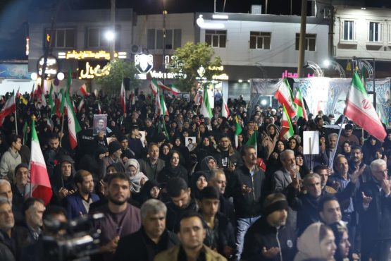 <span style='color:#a2a2a2;font-size:12px;'>گزارش تصویری؛</span><br/>بیست‌و هشتمین شب گردهمایی مردم رفسنجان در حمایت از نیروهای مسلح