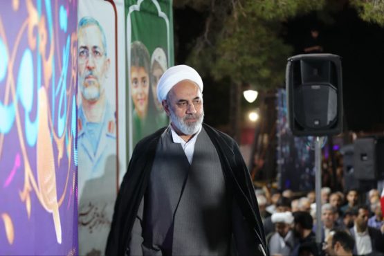 <span style='color:#a2a2a2;font-size:12px;'>امام جمعه سابق رفسنجان:</span><br/>ملت ایران با بصیرت و ایستادگی، شکست‌ناپذیر است / بصیرت ملت ایران میراث امامین انقلاب