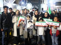 <span style='color:#a2a2a2;font-size:12px;'>گزارش تصویری؛</span><br/>شب پر شور رفسنجان؛ گردهمایی مردمی در حمایت از مدافعان امنیت