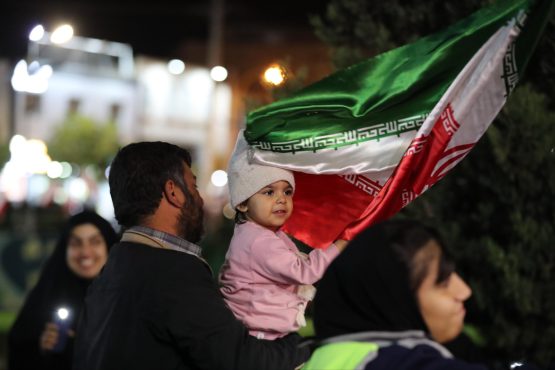 <span style='color:#a2a2a2;font-size:12px;'>گزارش تصویری؛</span><br/>شب چهل و هشتم گردهمایی مردم رفسنجان در حمایت از نیروهای مسلح