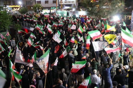 <span style='color:#a2a2a2;font-size:12px;'>گزارش تصویری؛</span><br/>رفسنجان در اوج همبستگی؛ پنجاه و یکمین شب حضور مردمی در حمایت از نیروهای مسلح