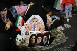 <span style='color:#a2a2a2;font-size:12px;'>گزارش تصویری؛</span><br/>پنجاه و هشتمین شب گردهمایی مردم رفسنجان در حمایت از نیروهای مسلح