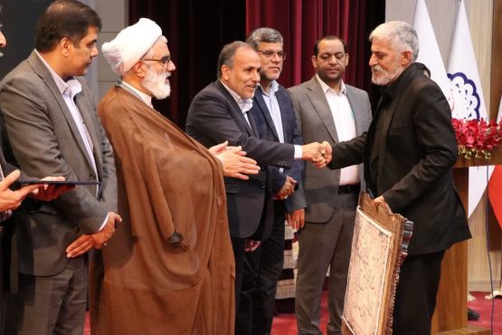 آیین بزرگداشت روز کارگر در تالار خیام دانشگاه ولیعصر (عج)رفسنجان برگزار شد
