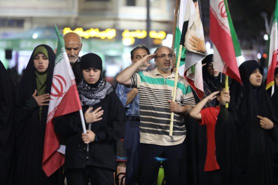 <span style='color:#a2a2a2;font-size:12px;'>گزارش تصویری؛</span><br/>هفتاد و یکمین شب گردهمایی مردم رفسنجان در حمایت از نیروهای مسلح