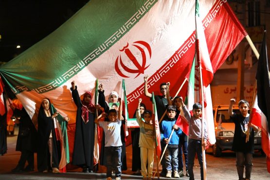 <span style='color:#a2a2a2;font-size:12px;'>گزارش تصویری؛</span><br/>هفتاد و ششمین شب گردهمایی مردم رفسنجان در حمایت از نیروهای مسلح