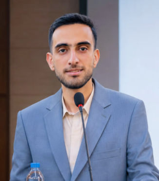 <span style='color:#a2a2a2;font-size:12px;'>دکتر محمد کرمی‌نیا | پژوهشگر و مدرس دانشگاه</span><br/>چرا هنوز حسین(ع) آینده را روایت می‌کند؟
