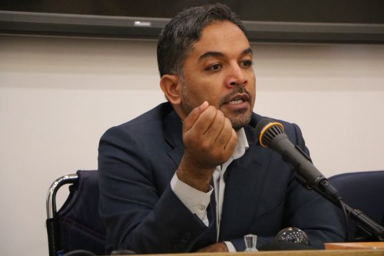 <span style='color:#a2a2a2;font-size:12px;'>دادستان رفسنجان:</span><br/>تشکیل پرونده قضایی درباره ضعف آنتن‌دهی تلفن همراه در رفسنجان و پیگیری معضلات اجتماعی و زیرساختی شهرستان