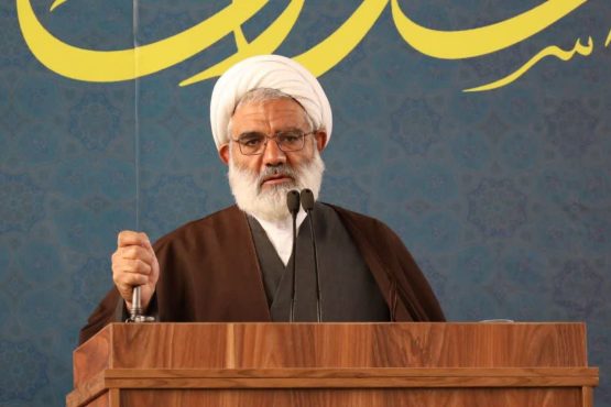 امام جمعه رفسنجان: وحدت و انسجام ملی حفظ شود؛ مسئولان برای رفع مشکلات معیشتی مردم تلاش مضاعف کنند